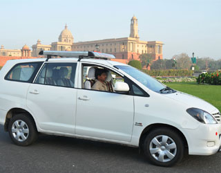 Innova Car on Rent